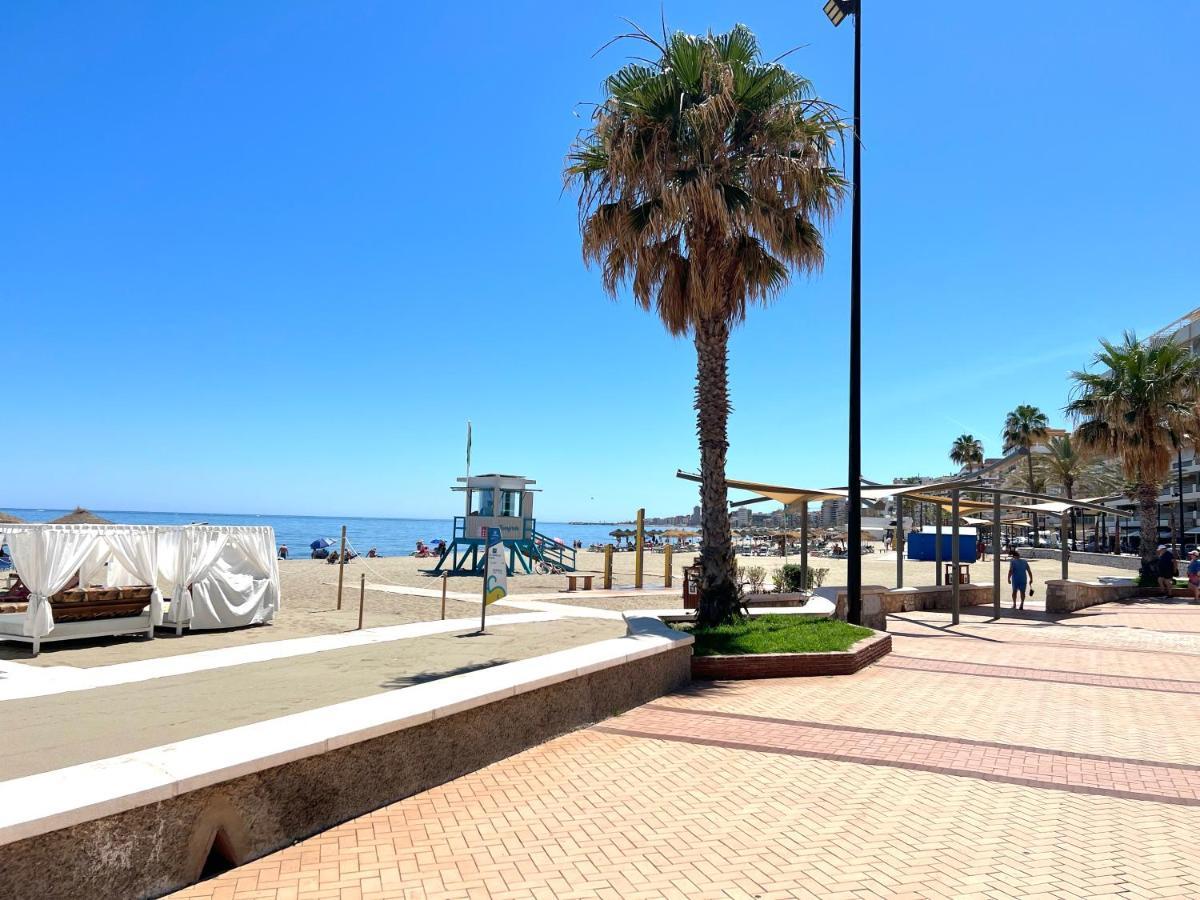 Cozy Fuengirola Apartment With Sea View & Pool Ngoại thất bức ảnh