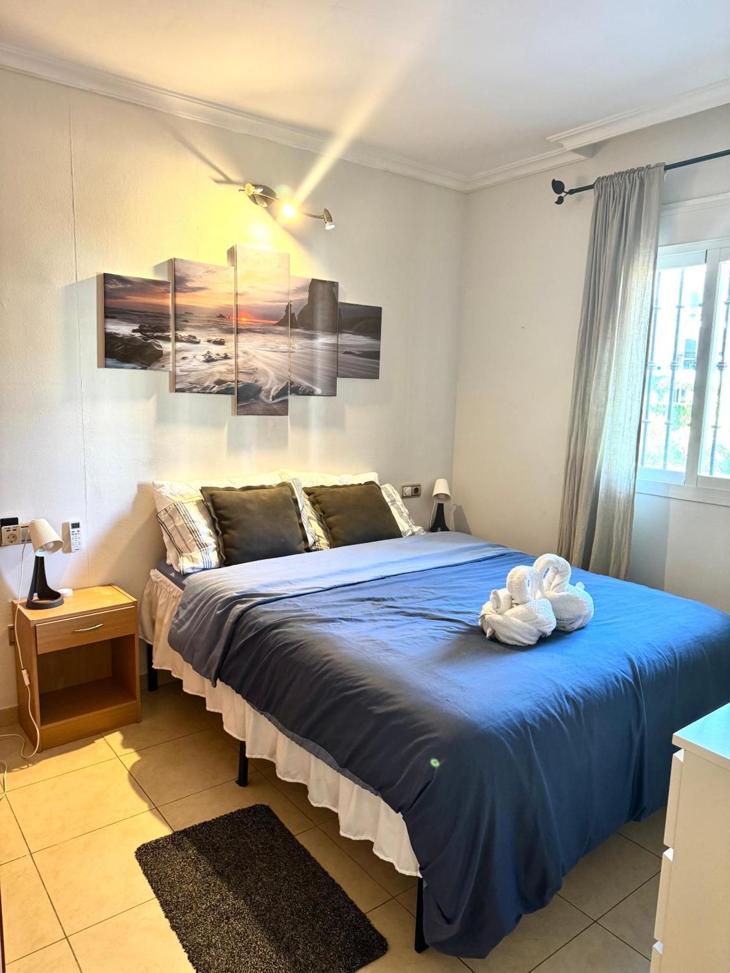 Cozy Fuengirola Apartment With Sea View & Pool Ngoại thất bức ảnh